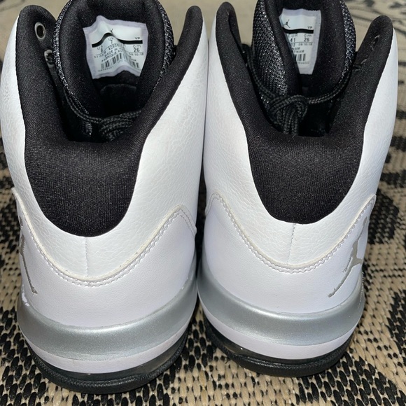 Jordan Max Aura White Size 8 Men - Picture 2 of 6